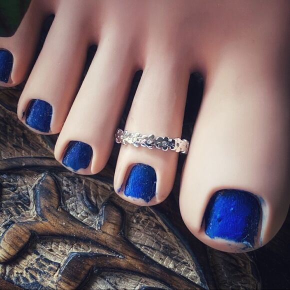 Sterling Silver Flower CZ Band Toe Ring - Picture 1 of 8